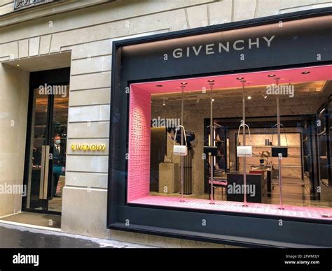 paris givenchy show|givenchy paris store locations.